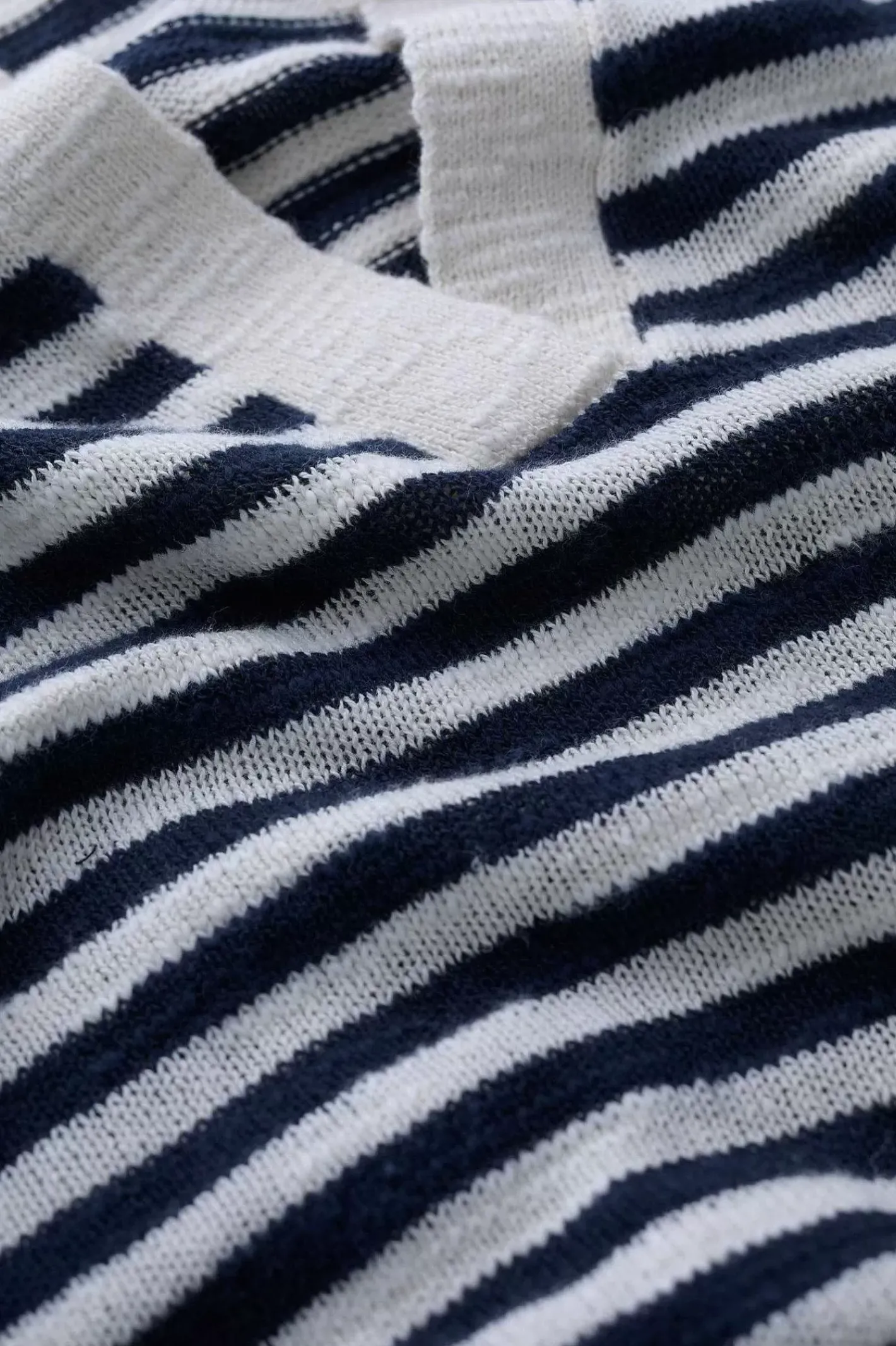 Women Seasalt Cornwall Gwynver Lightweight V-Neck Collared Jumper