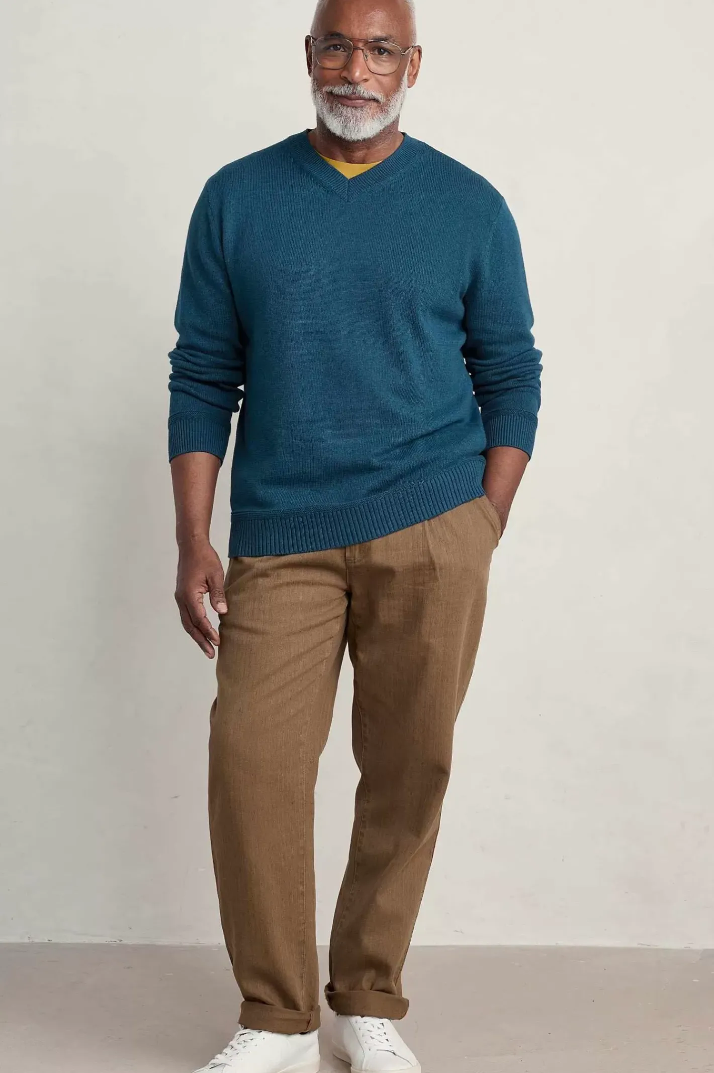 Men Seasalt Cornwall Men's Mainbrace Organic Cotton V-Neck Jumper