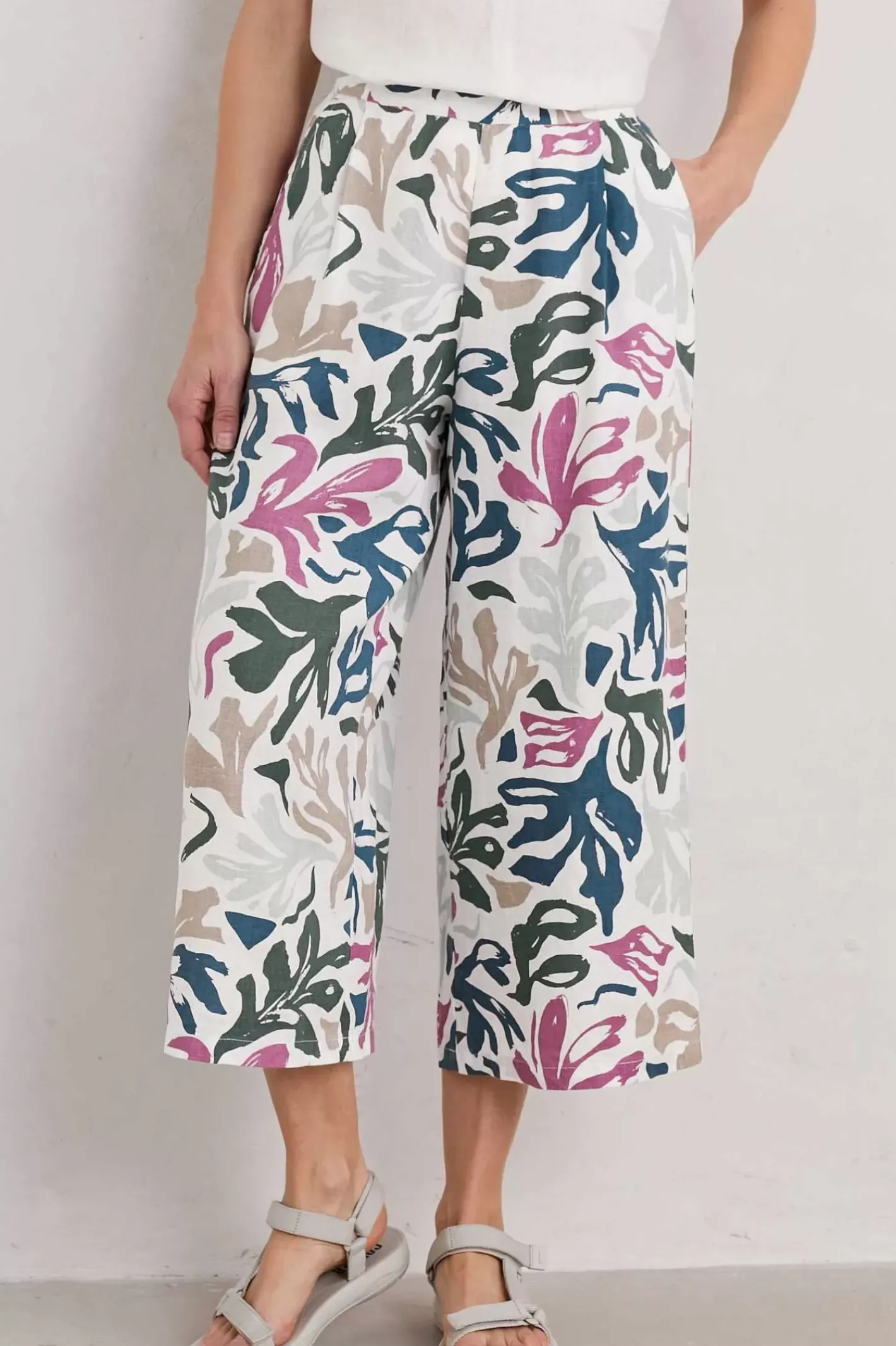 Women Seasalt Cornwall Peaceful Haven Linen Culottes